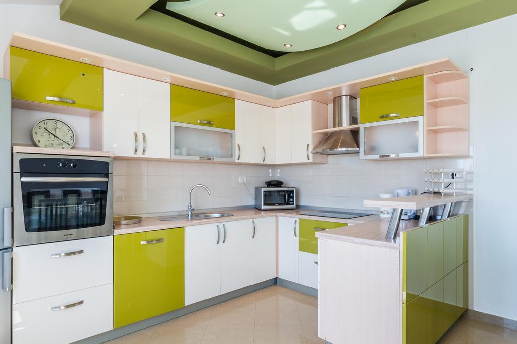 Crowonder Sun&Fun Holiday House With Large Swimming Pool, Playroom And Garden Bibinje Bagian luar foto